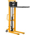 Empilhadeira manual carga 700kg – Altura de elevação 1600mm