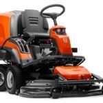 Trator cortador de grama Husqvarna RC 320Ts AWD com saco coletor 300L Sem plataforma